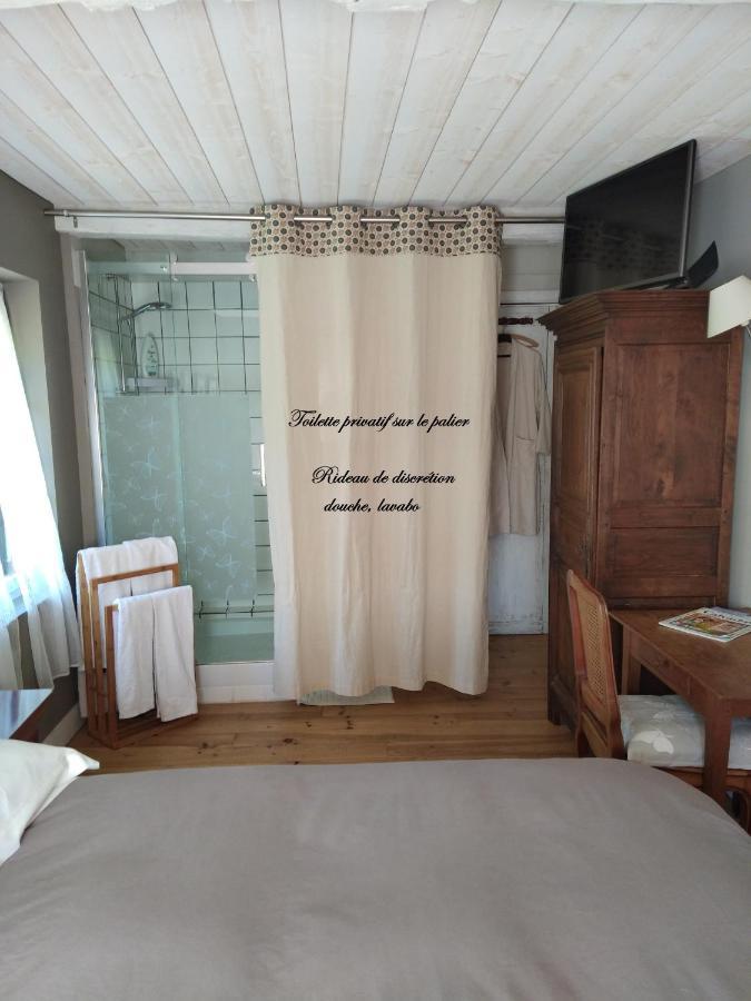 La Ferme Des Vignes Bed & Breakfast Hotot-en-Auge ภายนอก รูปภาพ