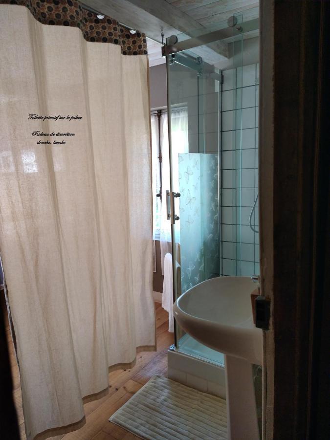 La Ferme Des Vignes Bed & Breakfast Hotot-en-Auge ภายนอก รูปภาพ