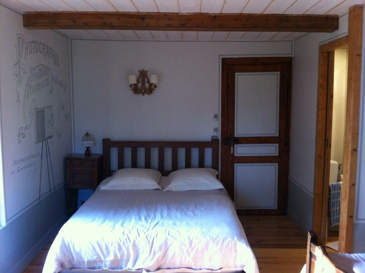 La Ferme Des Vignes Bed & Breakfast Hotot-en-Auge ภายนอก รูปภาพ