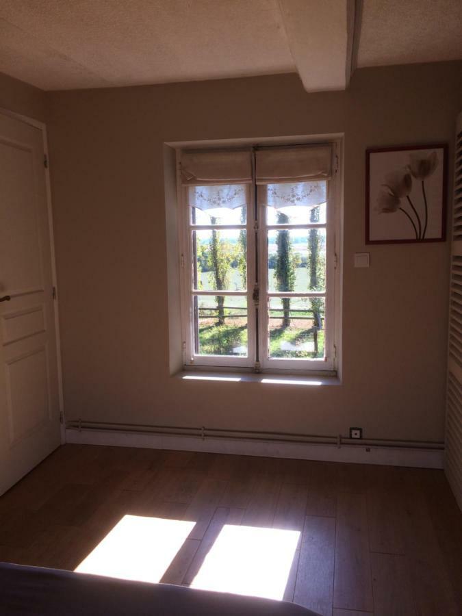 La Ferme Des Vignes Bed & Breakfast Hotot-en-Auge ภายนอก รูปภาพ