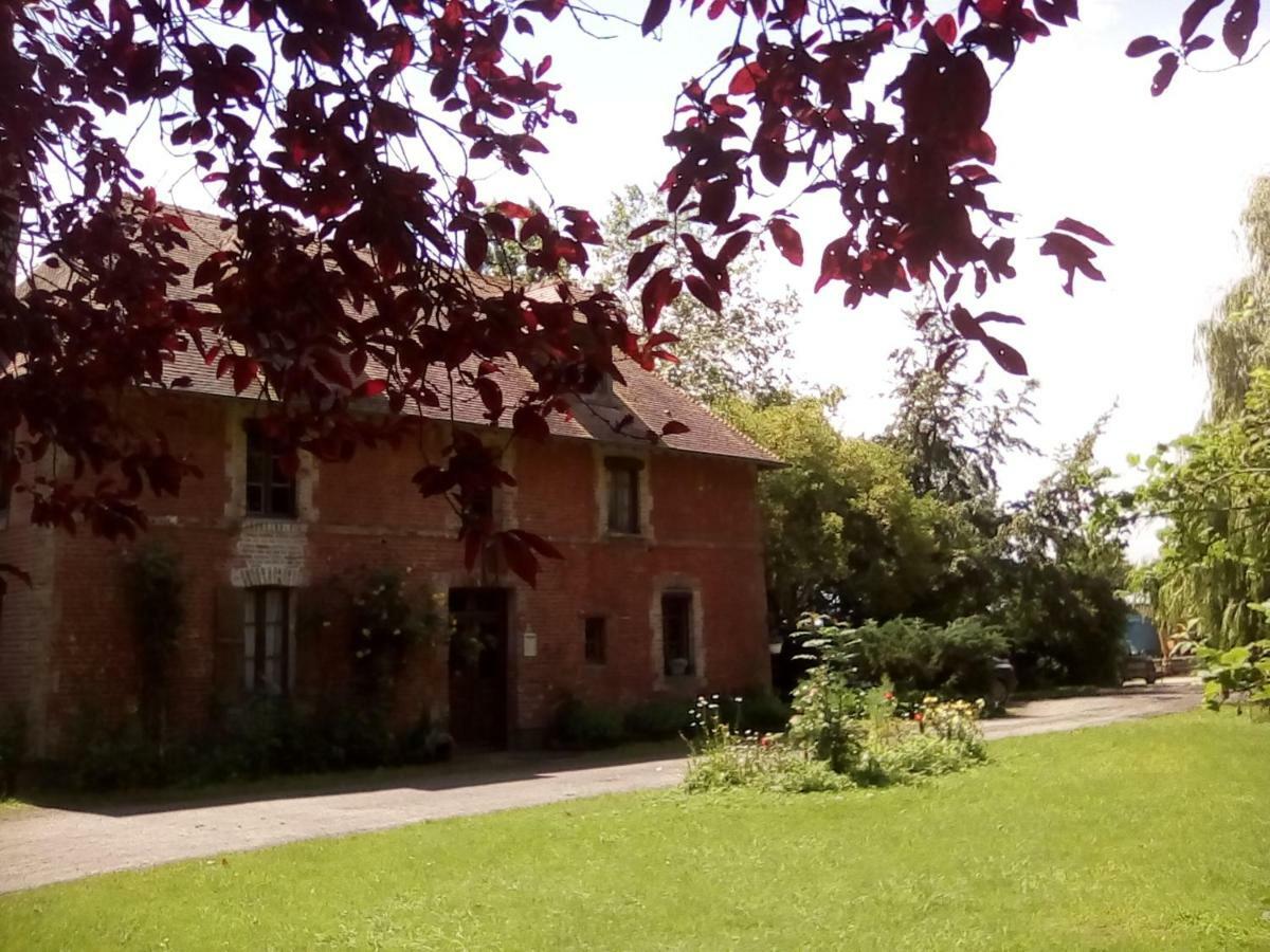La Ferme Des Vignes Bed & Breakfast Hotot-en-Auge ภายนอก รูปภาพ